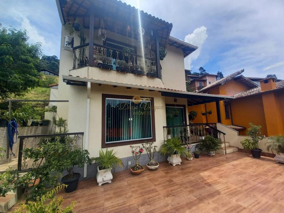 Casa à venda em Vargem Grande, Teresópolis - RJ